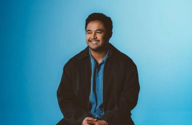 Nadhif Basalamah Tembus Tangga Lagu Spotify Global, Album “Laman Berikutnya” Raih Satu Miliar Streams