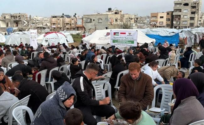 Baznas Salurkan 74.228 Porsi Hidangan Berbuka Puasa untuk Warga Palestina di Gaza