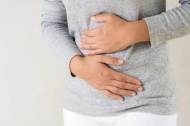 Dokter Bagikan Cara Mengurangi Perut Kembung Setelah Makan Besar