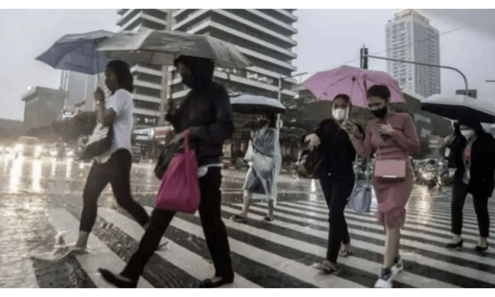 BMKG Prakirakan Sebagian Besar Ibu Kota Provinsi di Indonesia Diguyur Hujan Ringan