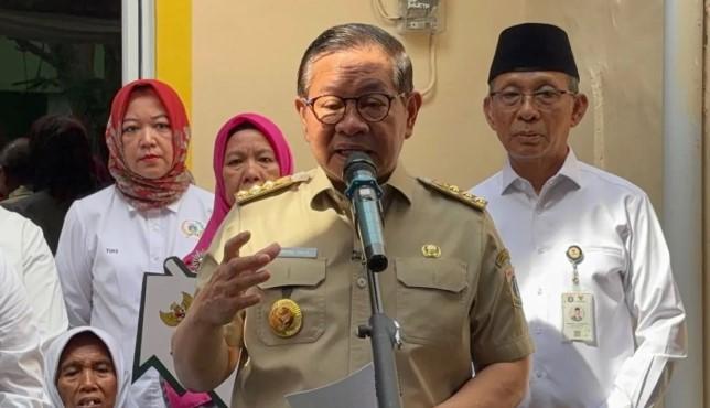 Kolaborasi BUMD, BUMN, dan Swasta Percepat Program Bedah Rumah di Jakarta, Pramono Anung Serahkan 26 Unit Rumah