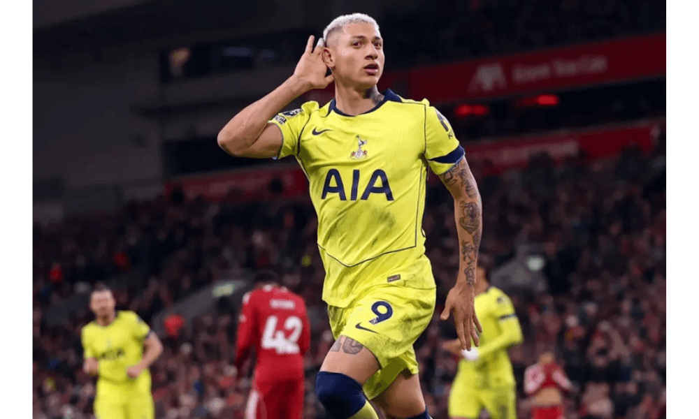 Richarlison Selamatkan Tottenham dari Kekalahan Saat Hadapi Liverpool di Anfield