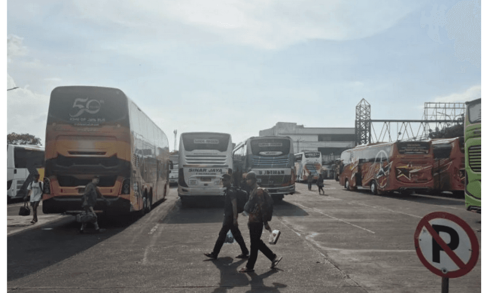 Terminal Cicaheum Bandung Prediksi Puncak Arus Mudik Terjadi H-2 Lebaran 2026