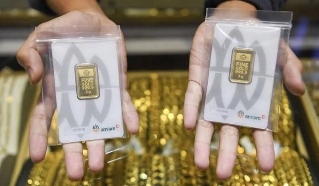 Harga Emas Antam Turun Rp5.000 per Gram pada Senin Pagi 16 Maret 2026