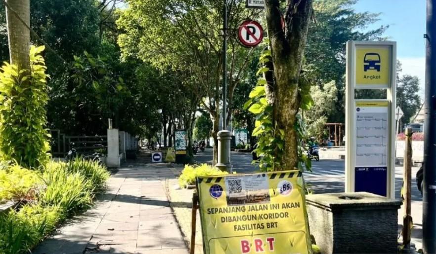 Farhan Bekukan Izin Pembangunan BRT Bandung Setelah Temukan Kualitas Pengerjaan Infrastruktur Buruk