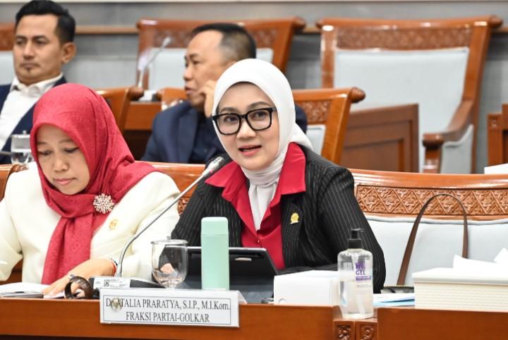 Atalia Praratya Dukung Regulasi Pembatasan AI dan Media Sosial untuk Lindungi Anak di Era Digital