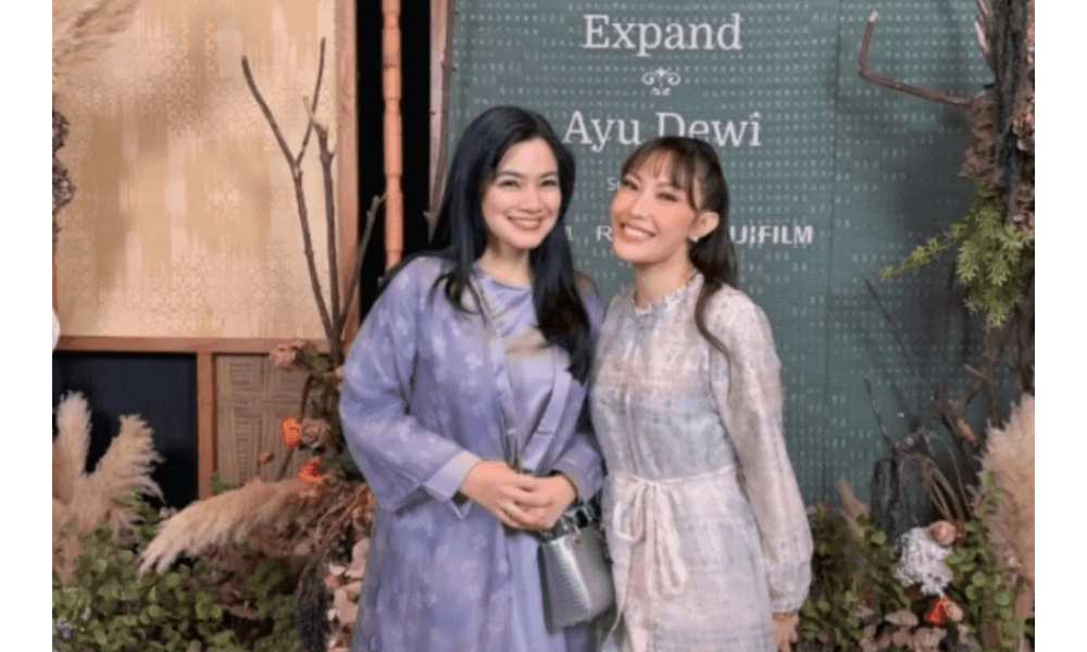 Selebritas Dukung Ayu Dewi Luncurkan Selaras Collection, Tawarkan Ragam Busana Lebaran 2026