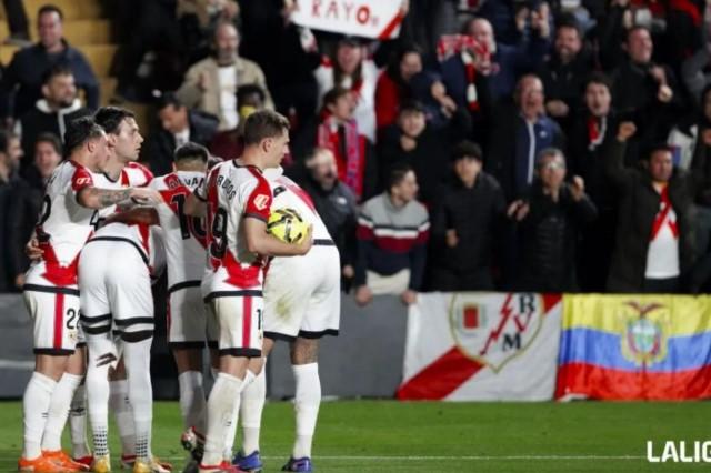 Rayo Vallecano Selamat dari Kekalahan Usai Gol Dramatis di Injury Time Tahan Levante 1-1