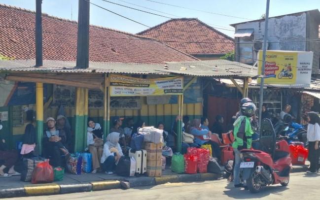 Lonjakan Arus Mudik Lebaran 2026 Mulai Terlihat, 903 Penumpang Berangkat dari Terminal Lebak Bulus
