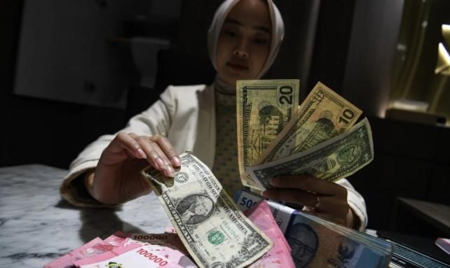 Rupiah Menguat 29 Poin ke Rp16.968 per Dolar AS pada Pembukaan Perdagangan Selasa Pagi
