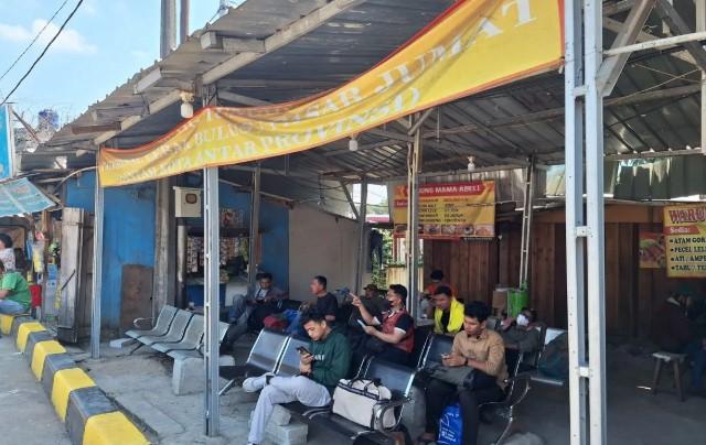 Penumpang di Terminal Lebak Bulus Tertipu Tiket Online, Petugas Imbau Pemudik Beli di Loket Resmi