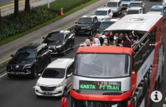 Transjakarta Hadirkan Bus Wisata Atap Terbuka dan Rute Baru untuk Libur Lebaran 1447 Hijriah