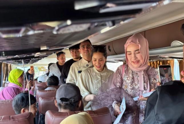 Raffi Ahmad Lepas 400 Pemudik Gratis dari TMII, Hadirkan Hiburan dan Bantuan Lebaran