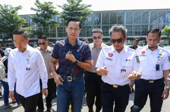 AHY Tekankan Mitigasi Bencana dan Penguatan Transportasi Kereta Api Selama Mudik Lebaran 2026