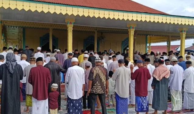 Warga Muslim Negeri Hila Maluku Tengah Rayakan Idul Fitri Lebih Awal pada 19 Maret 2026