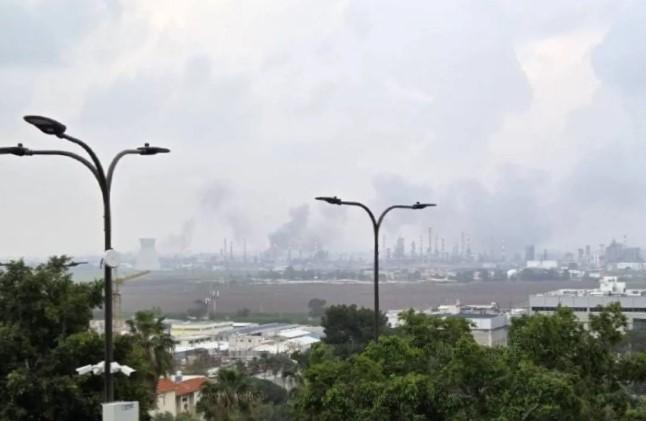 Serpihan Rudal Iran Hantam Kilang Minyak Haifa, Picu Kerusakan dan Pemadaman Listrik