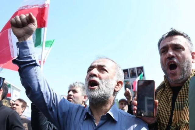 Jet Tempur F-35 AS Diduga Ditembak Iran hingga Lakukan Pendaratan Darurat di Timur Tengah