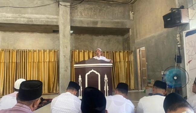 Khatib Ajak Warga Hutanabolon Bangkit dari Duka Pascabanjir saat Salat Idul Fitri