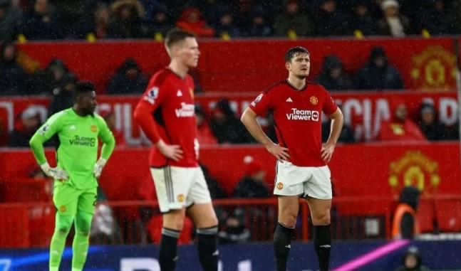 Manchester United Ditahan Imbang Bournemouth 2-2 dalam Laga Dramatis yang Diwarnai Kartu Merah Maguire