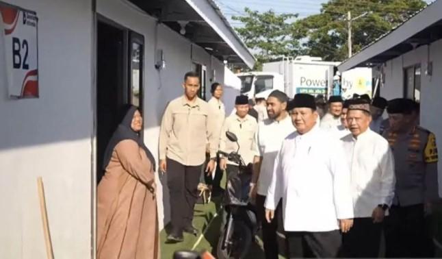 Presiden Prabowo Tinjau Hunian Sementara Korban Bencana di Aceh Tamiang Usai Salat Id
