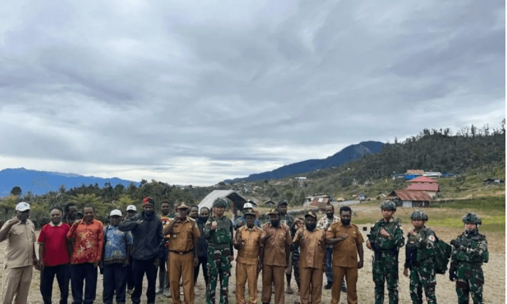 Satgas Yonif 136 TS Perkuat Sinergi dengan Pemda Puncak Jaya untuk Jaga Stabilitas Keamanan