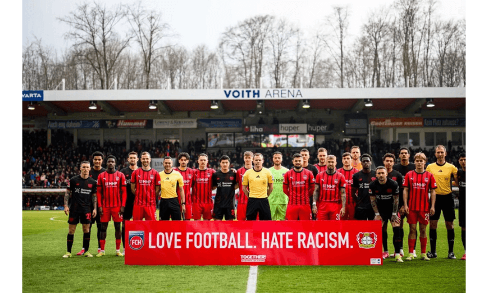 Leverkusen dan Monchengladbach Kompak Imbang 3-3 di Pekan ke-27 Liga Jerman
