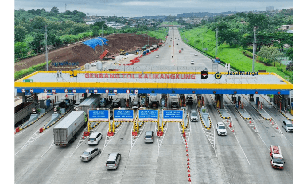 Arus Kendaraan di Tol Kalikangkung Padat pada H+2 Lebaran, Lebih dari 26 Ribu Kendaraan Melintas