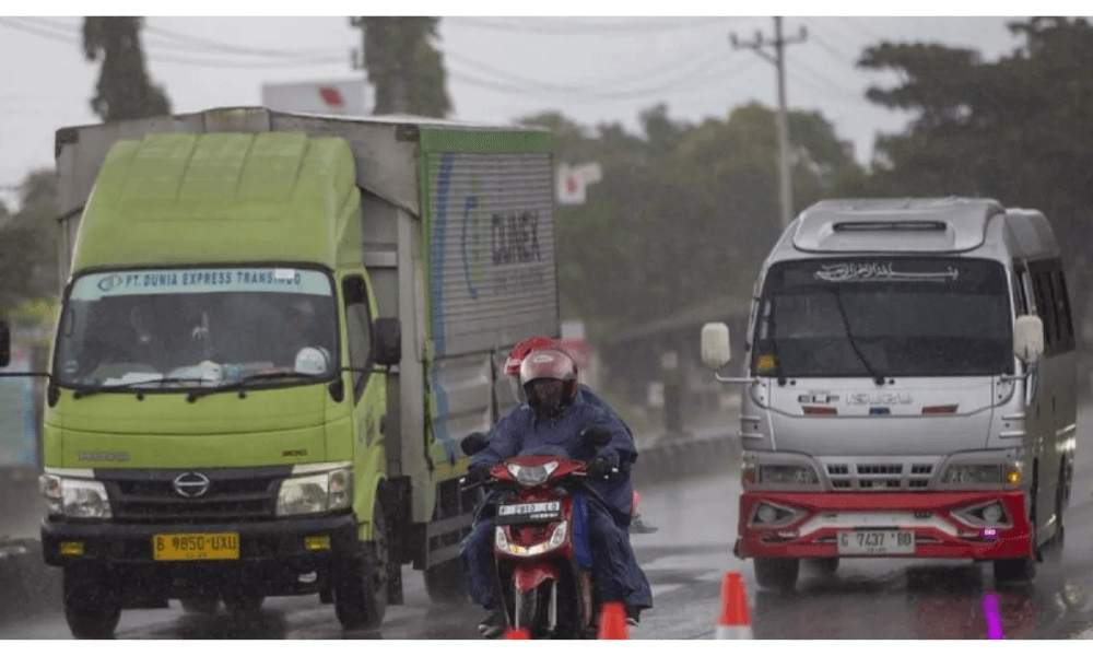 BMKG Imbau Waspada Cuaca Ekstrem di Hari Kedua Idul Fitri 1447 H