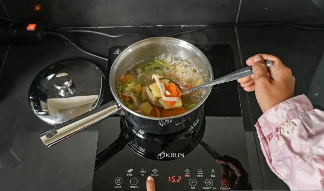 MPR Sebut Transisi Kompor Listrik Lebih Hemat Dibandingkan Beban Impor LPG