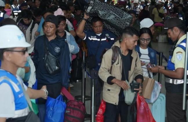 Pelni Catat 316 Ribu Penumpang Mudik Lebaran 2026, Puncak Terjadi H-3