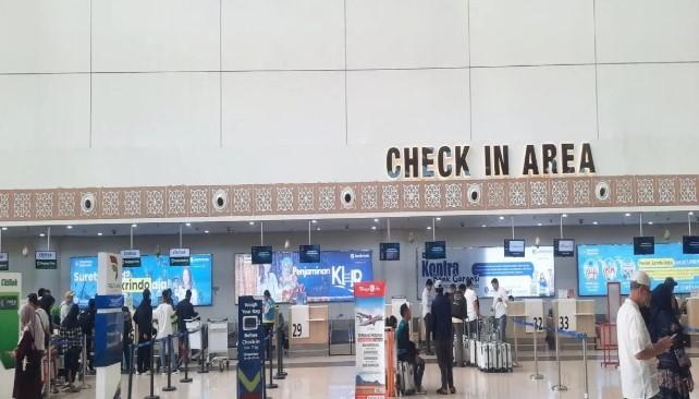 Shutdown Pemerintah Picu Kekacauan Bandara di AS, Antrean Mengular dan Penerbangan Tertunda