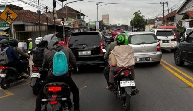 Dishub Bandung Prediksi Puncak Arus Balik di Jalur Nagreg Terjadi Hari Ini