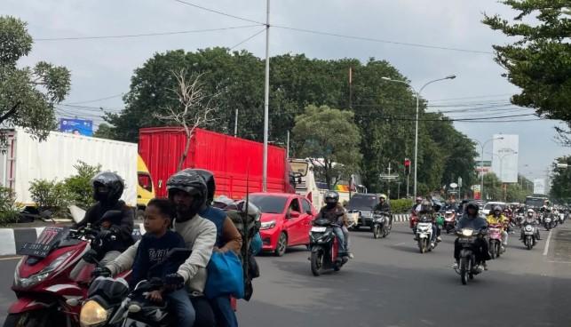Arus Balik Memuncak, Lebih dari 114 Ribu Kendaraan Padati Jalur Pantura Cirebon Menuju Jakarta