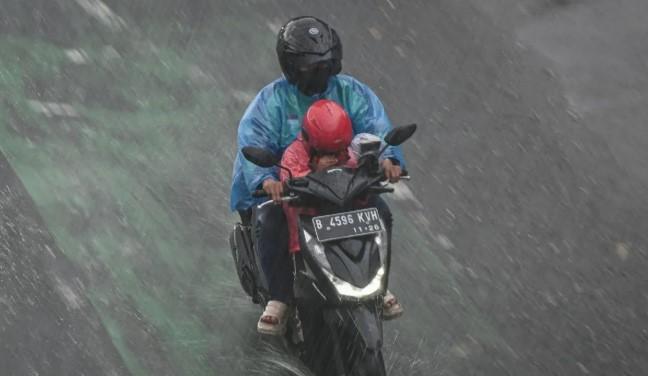 BMKG Peringatkan Potensi Hujan di Mayoritas Wilayah Indonesia, Masyarakat Diminta Waspada