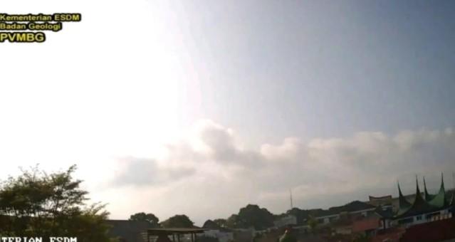 Gunung Marapi Erupsi Pagi Ini, Aktivitas Terekam Seismograf 21,6 Milimeter