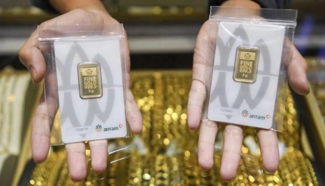 Harga Emas UBS dan Galeri24 Turun, Antam Kembali Muncul di Pegadaian pada Perdagangan Jumat Pagi