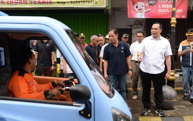 Menteri LH Dorong Warga Serang Tingkatkan Pemilahan Sampah Demi Pengelolaan Berkelanjutan