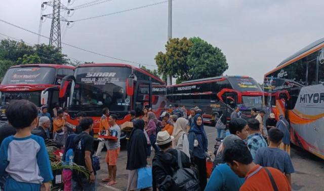 Arus Balik Lebaran 2026 Meningkat, Penumpang Terminal Kampung Rambutan Terus Bertambah