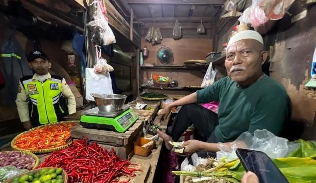 Harga Cabai Rawit Tembus Rp84.500 per Kg, Daging Ayam Rp43.550 per Kg Versi PIHPS