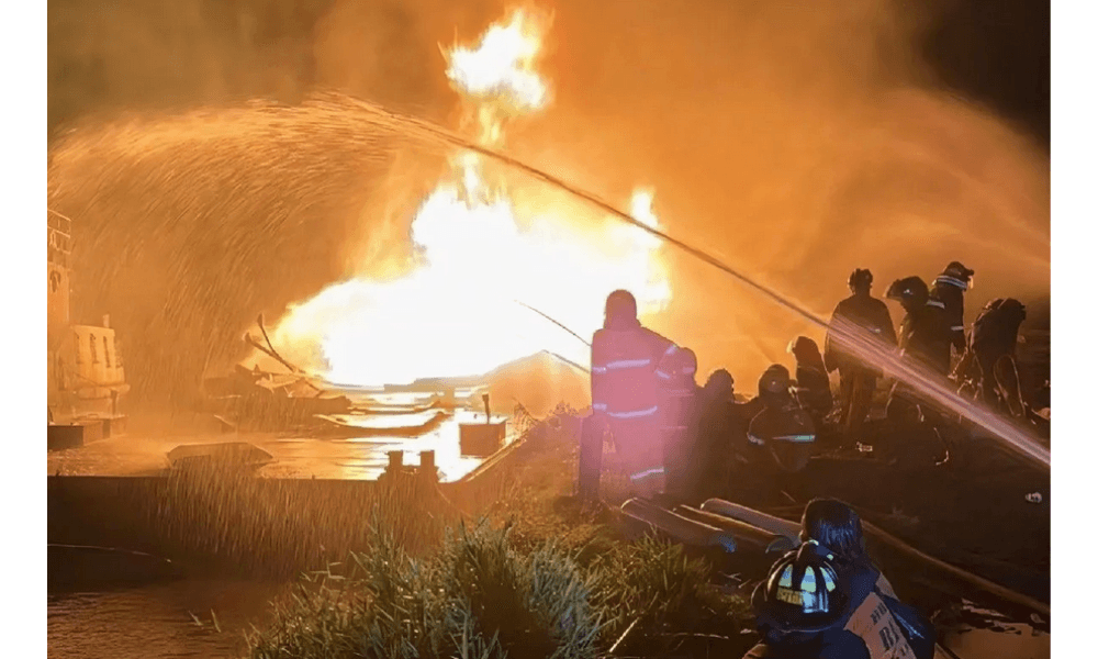 Kebakaran Kapal di Sampit Tewaskan Satu Orang, Penyebab Masih Diselidiki