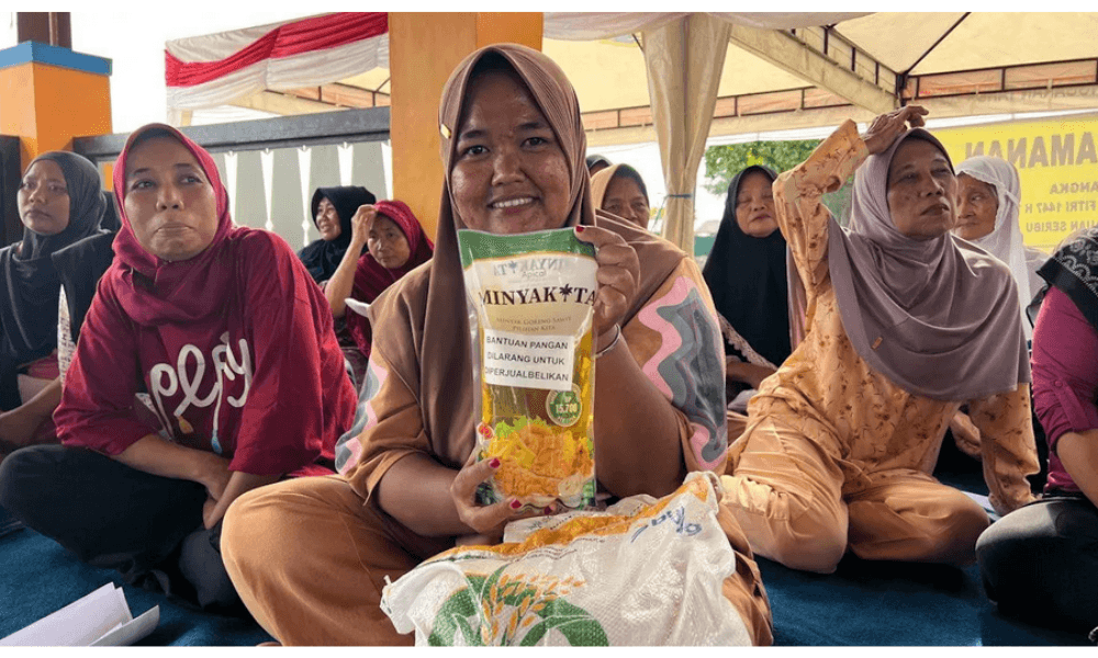 Bapanas Salurkan Bantuan Beras dan Minyak Goreng untuk 33,2 Juta Keluarga