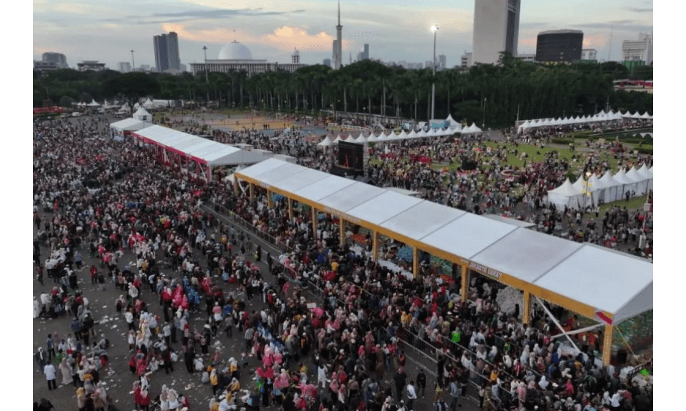 Bazar Rakyat di Monas Dongkrak Pendapatan UMKM, Pedagang Rasakan Lonjakan Pesanan