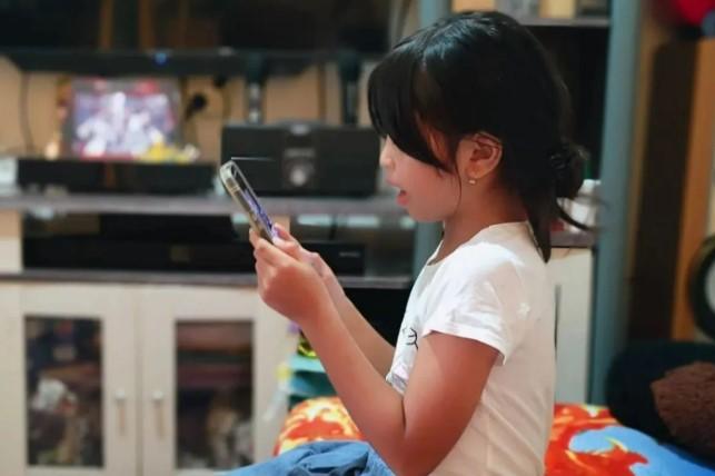 Pakar Pendidikan Ungkap Cara Mengalihkan Anak dari Ketergantungan Gawai Melalui Aktivitas Produktif