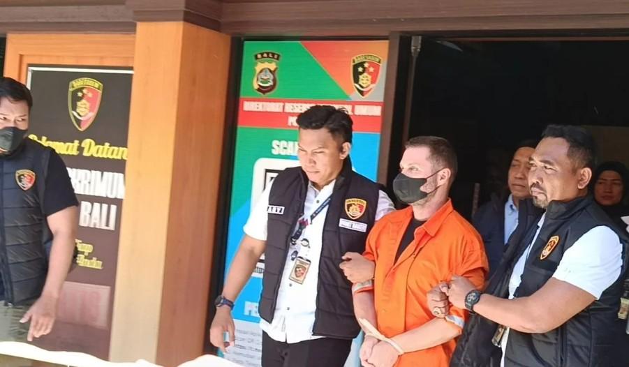 Buronan Interpol Steven Lyons Ditangkap di Bandara Ngurah Rai, Diduga Pemimpin Sindikat Narkotika Internasional