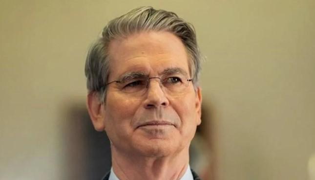 AS Bertekad Rebut Kendali Selat Hormuz di Tengah Ketegangan dengan Iran