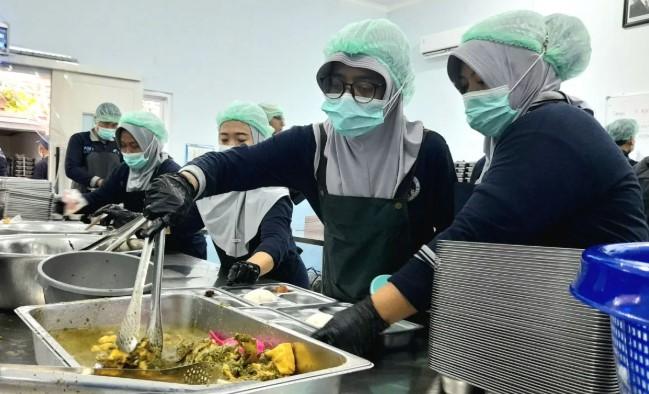 SPPG Kemayoran Tambahkan Label Waktu Konsumsi untuk Tingkatkan Kualitas Program MBG