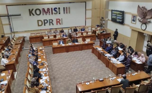 Polisi Sebut Kasus Penyiraman Air Keras terhadap Andrie Yunus Dilimpahkan ke TNI