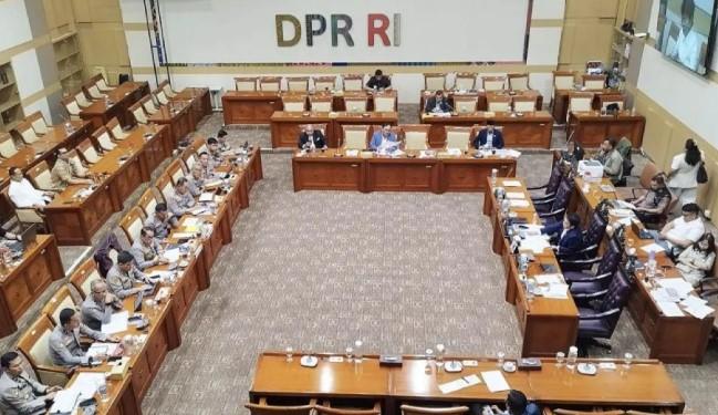 Komisi III DPR: Pendidikan Polri Harus Berbasis Nilai HAM dan Demokrasi