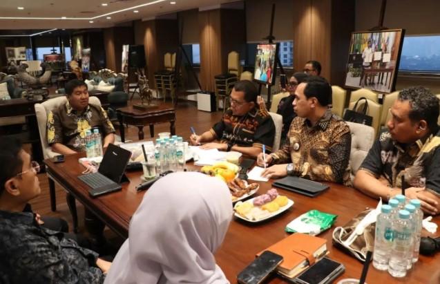 Gubernur NTT Pastikan 5.000 Rumah Dibedah pada 2026 untuk Tekan Kemiskinan