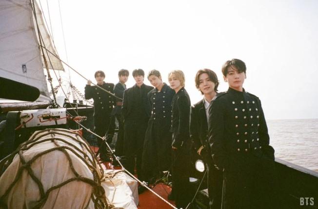 BTS Terharu 13 Lagu Album “ARIRANG” Tembus Billboard Hot 100 dan Puncaki Tangga Lagu